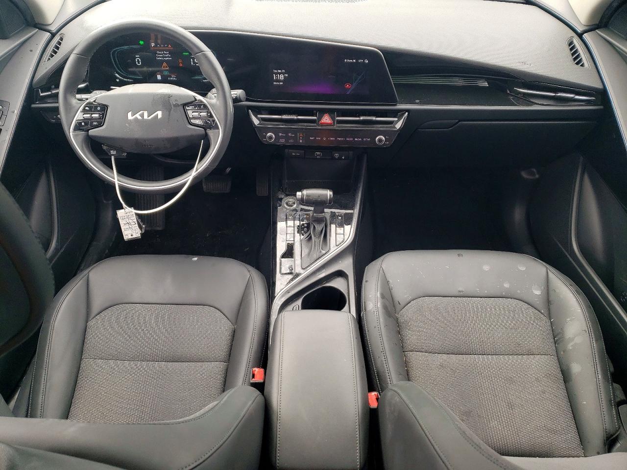 2023 KIA NIRO EX photo 8