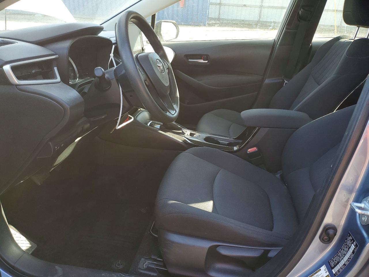2020 TOYOTA COROLLA LE photo 7