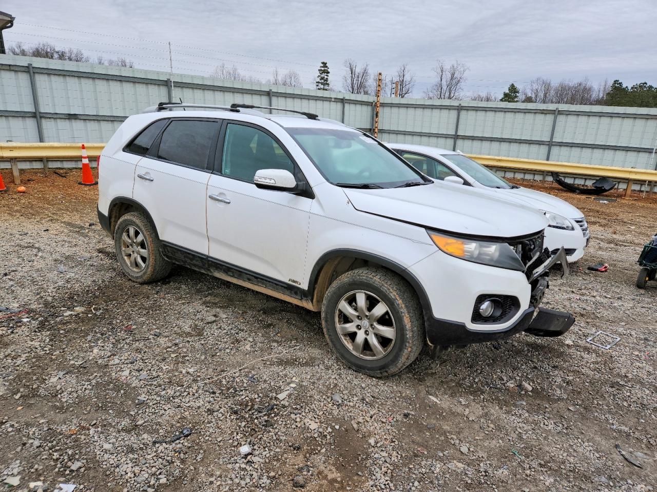 2011 KIA SORENTO BASE photo 4
