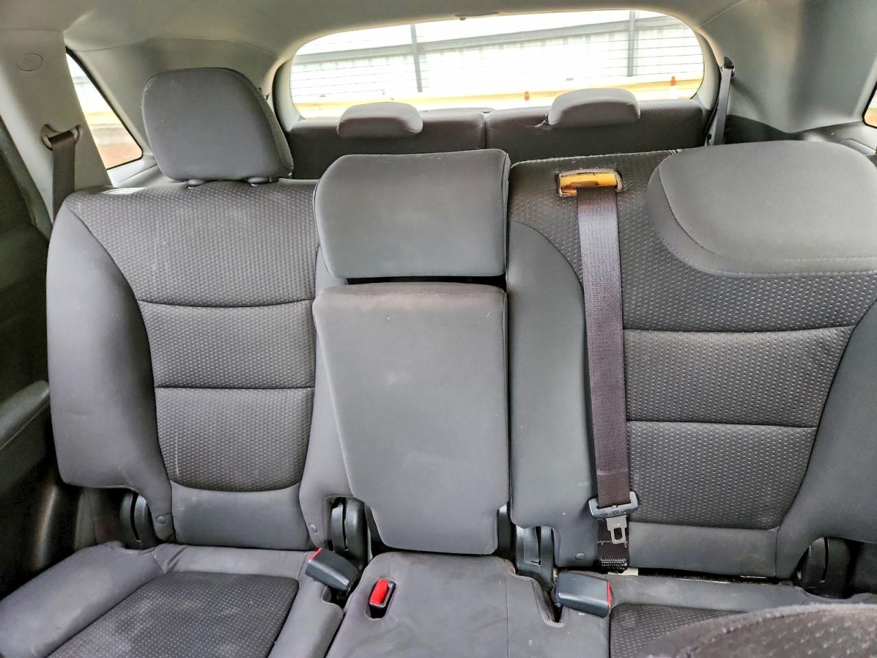 2011 KIA SORENTO BASE photo 10