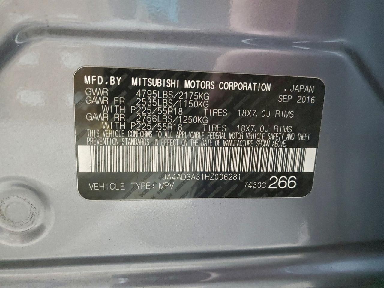 2017 MITSUBISHI OUTLANDER SE photo 25