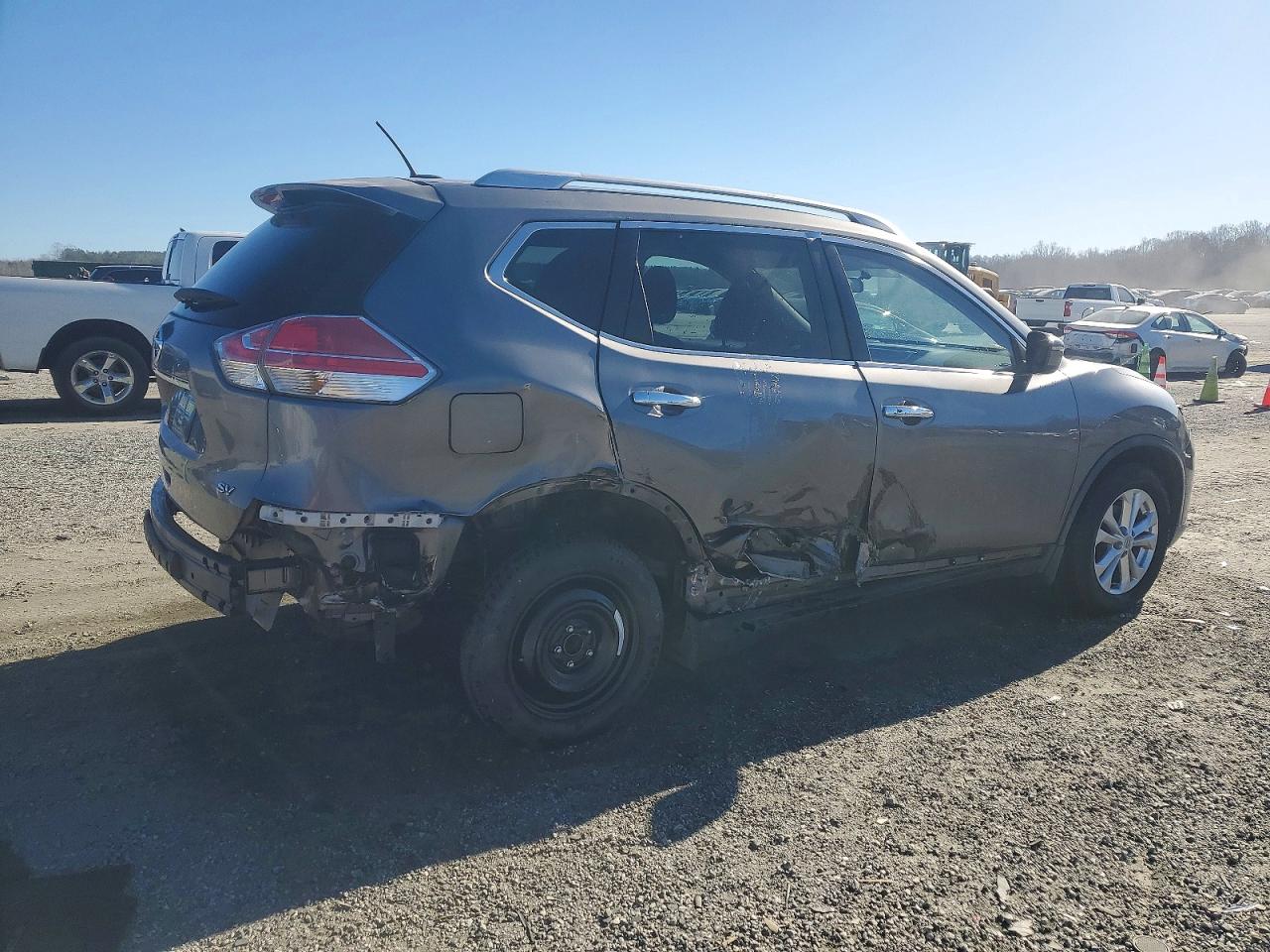 2016 NISSAN ROGUE S photo 3