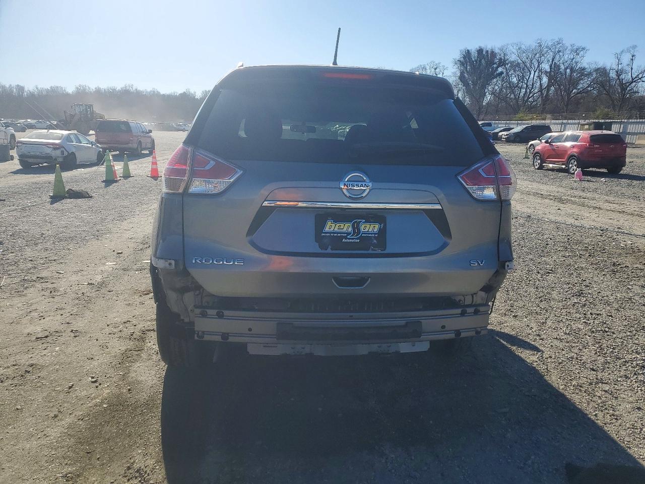 2016 NISSAN ROGUE S photo 6