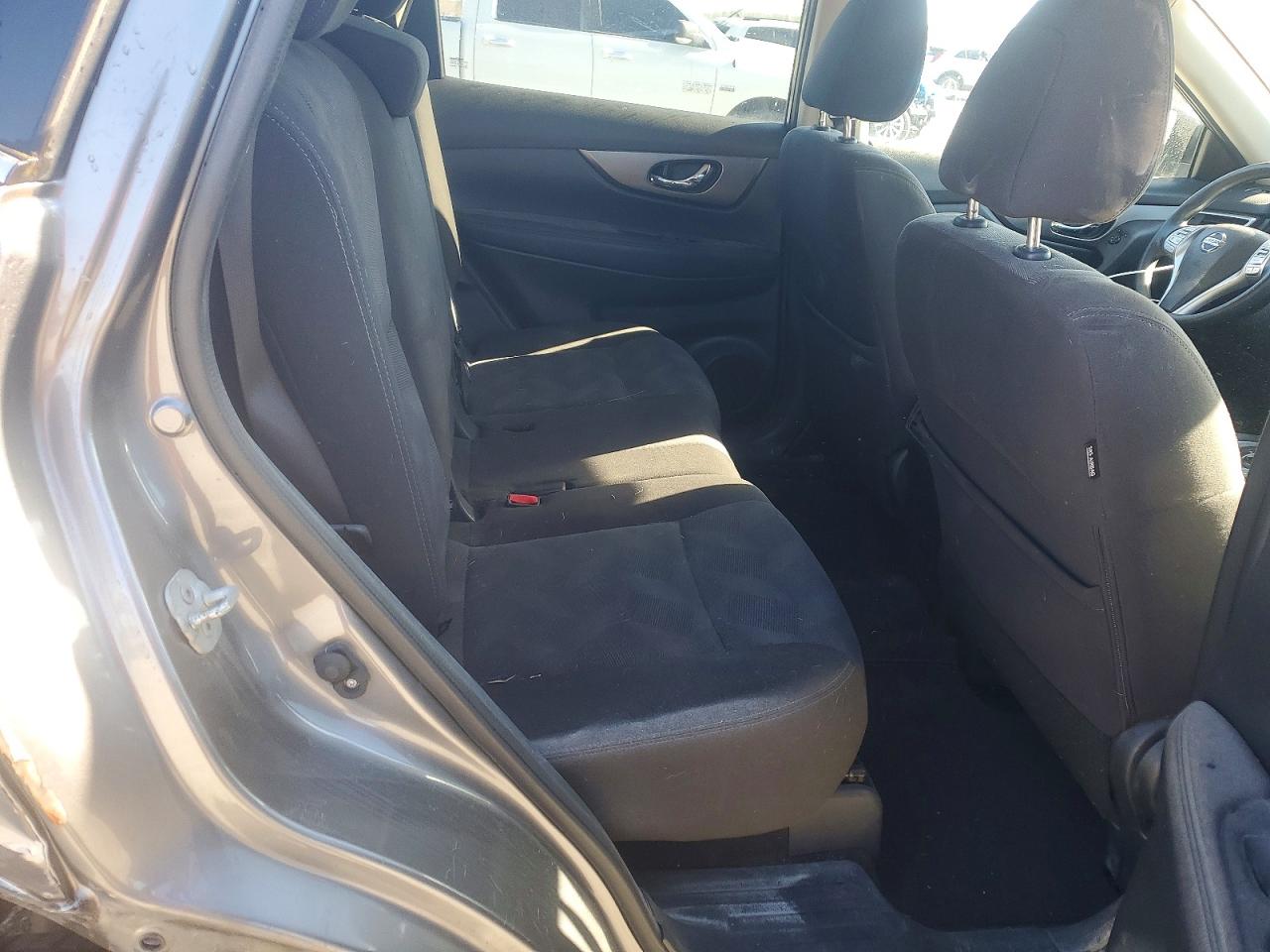 2016 NISSAN ROGUE S photo 10