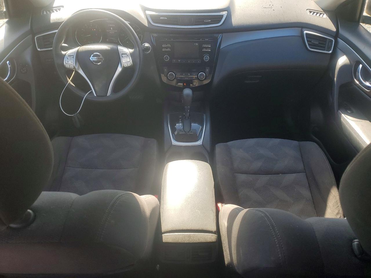 2016 NISSAN ROGUE S photo 8