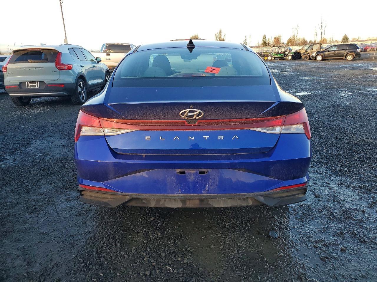 2023 HYUNDAI ELANTRA SEL photo 6