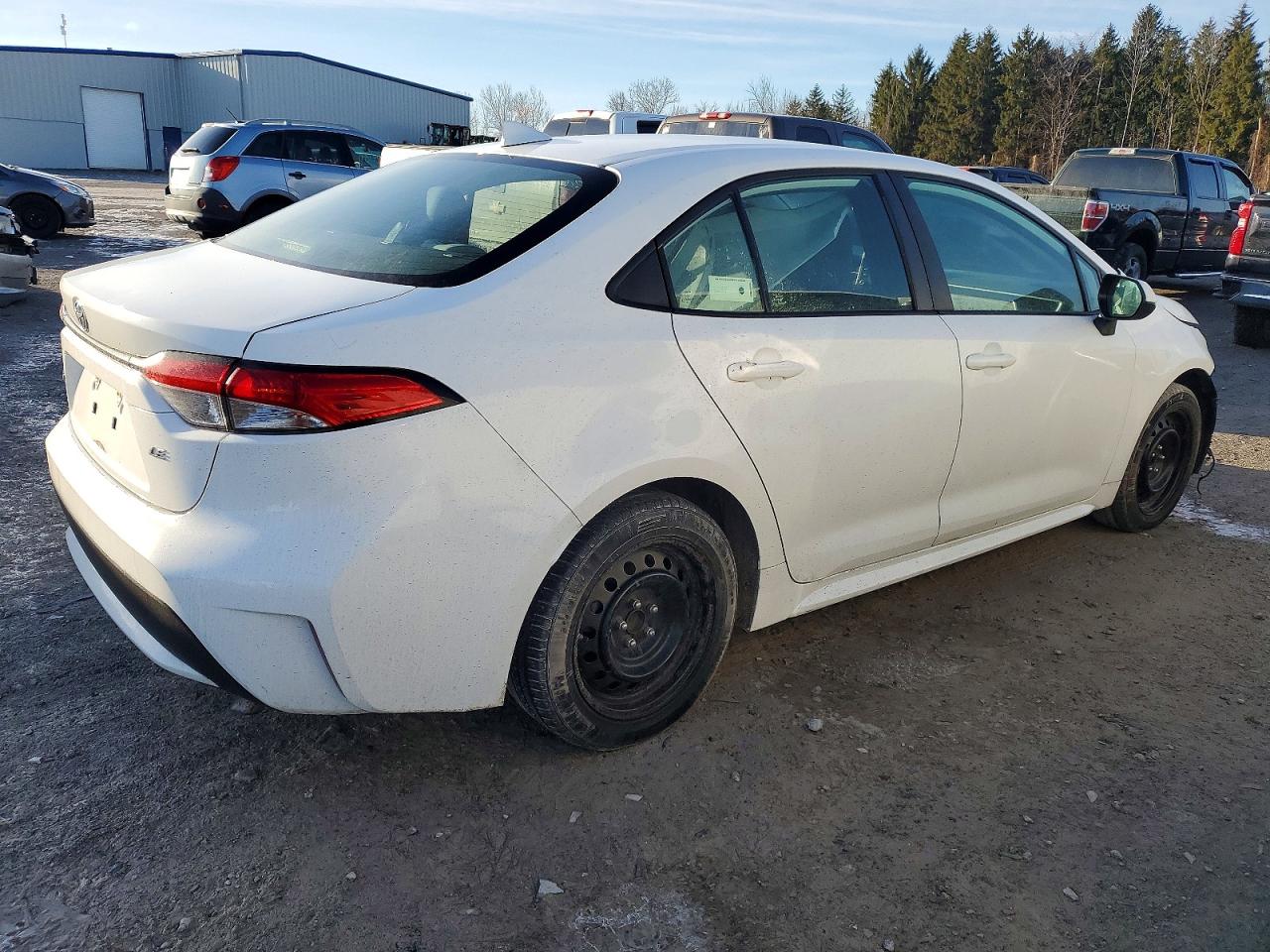 2020 TOYOTA COROLLA LE photo 3