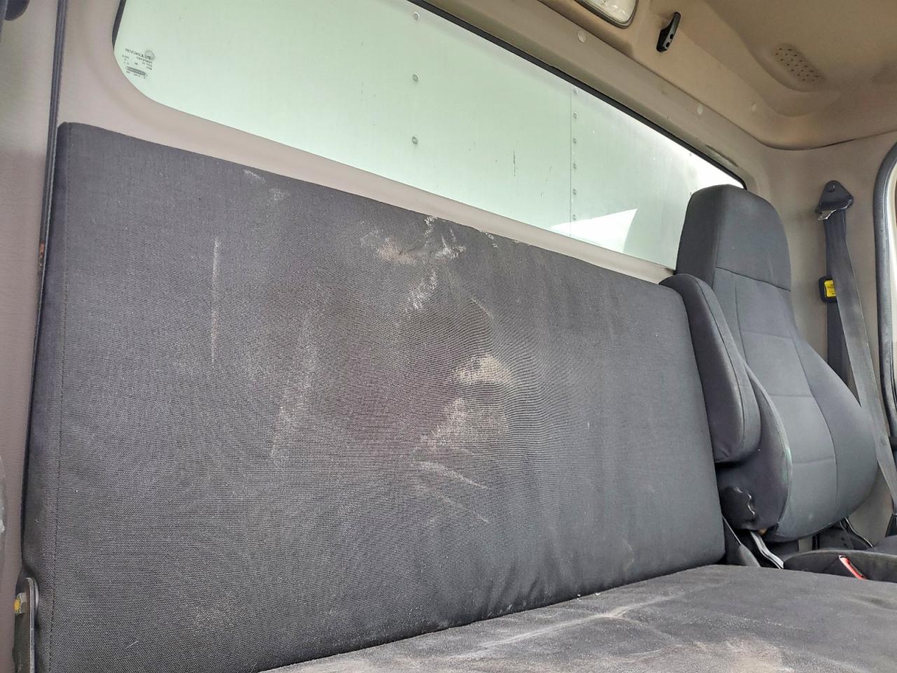 2019 FREIGHTLINER M2 106 MEDIUM DUTY photo 11