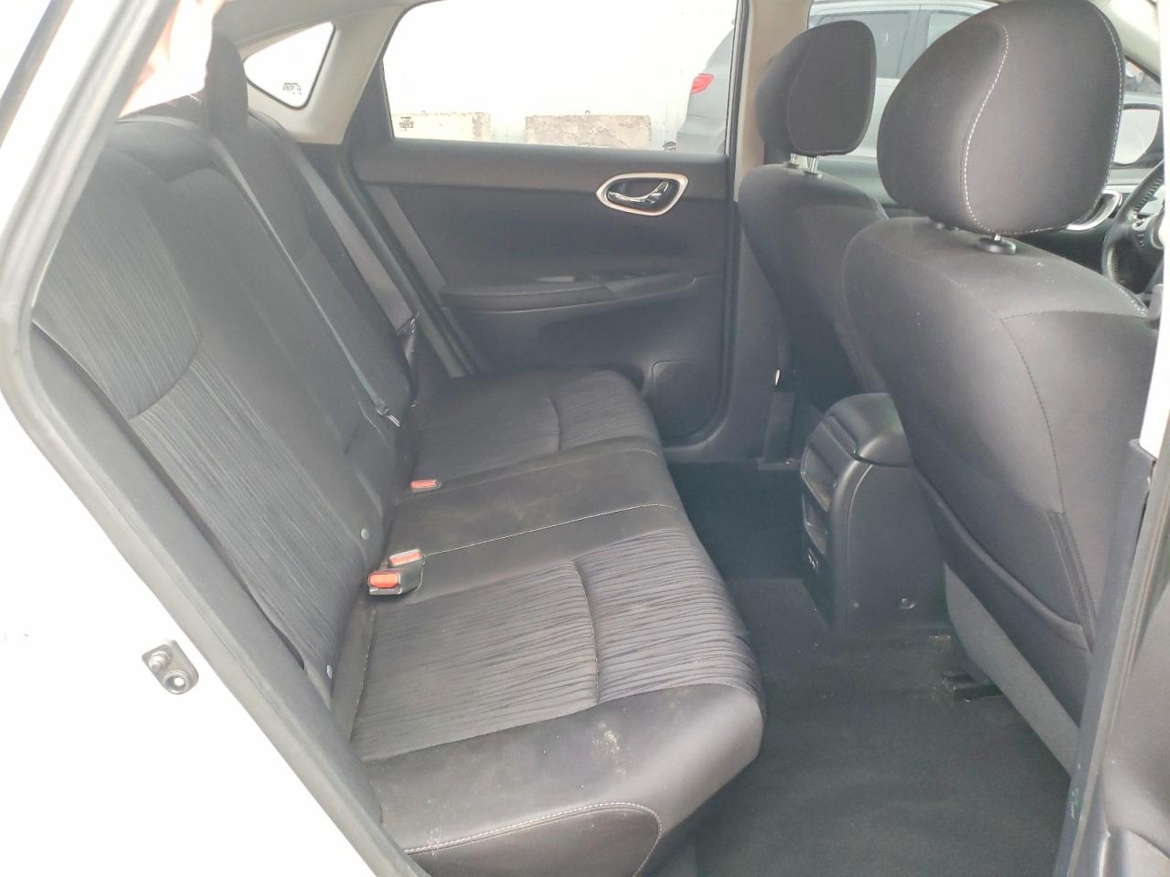 2019 NISSAN SENTRA S photo 10
