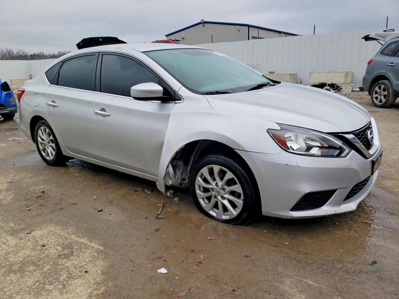 2019 NISSAN SENTRA S photo 4