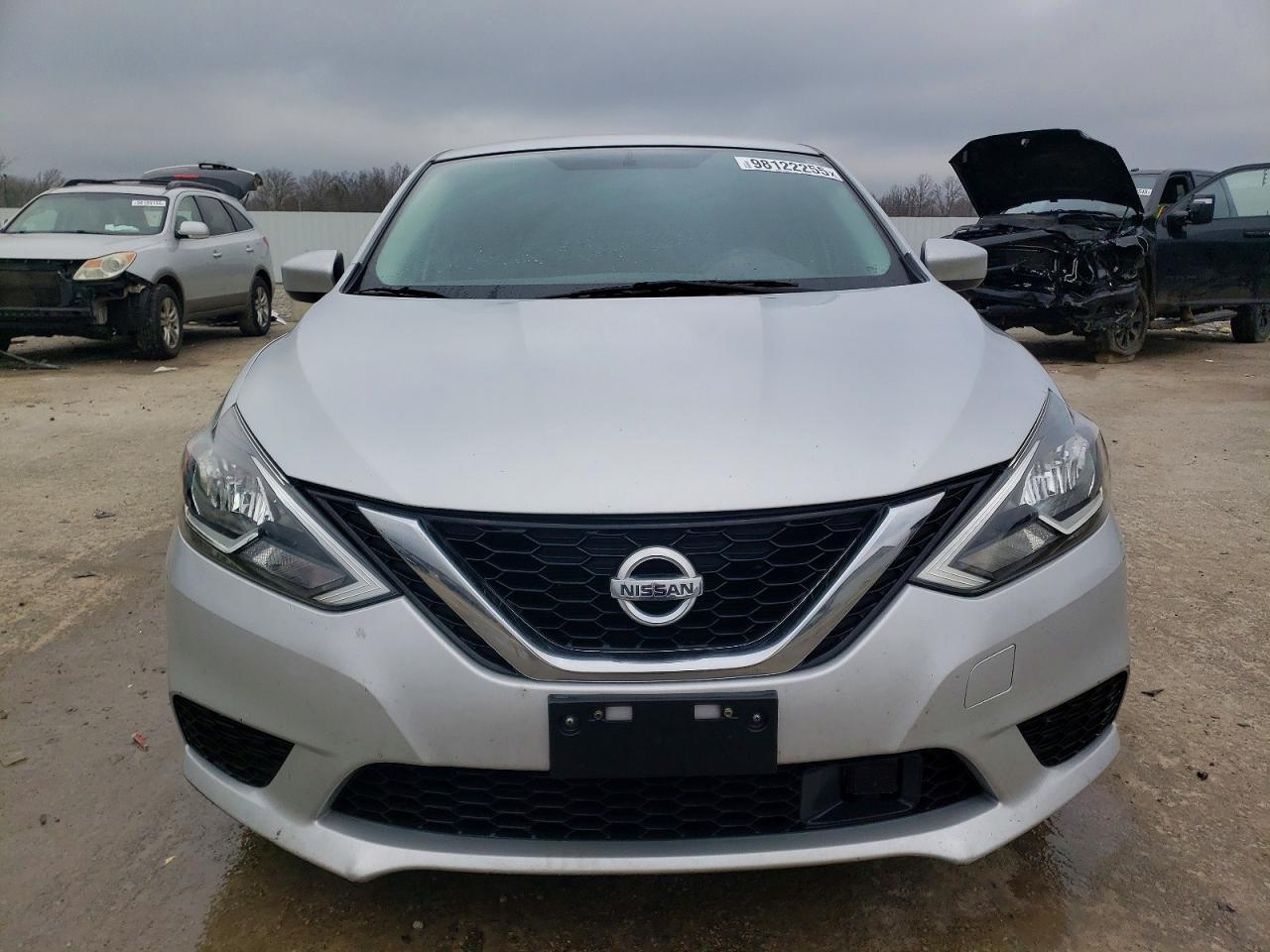 2019 NISSAN SENTRA S photo 5