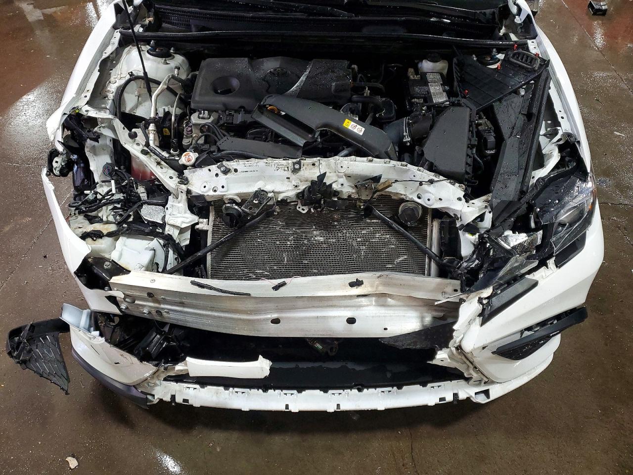 2022 TOYOTA CAMRY SE photo 11