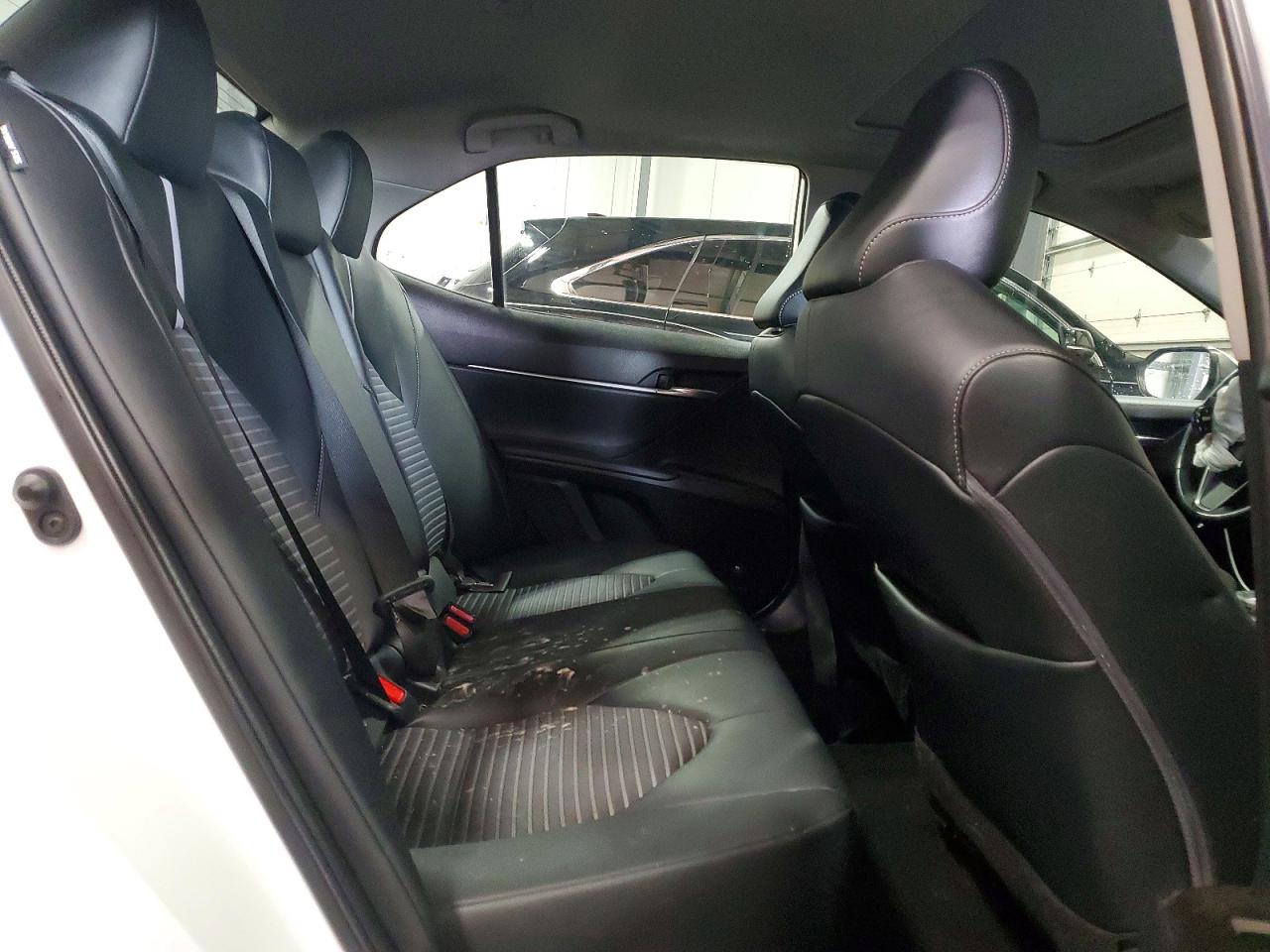 2022 TOYOTA CAMRY SE photo 10