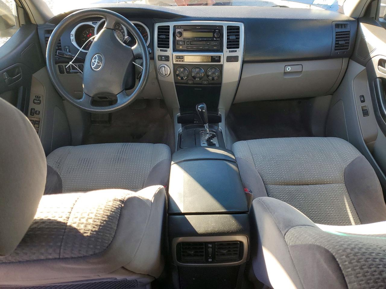 2005 TOYOTA 4RUNNER SR5 photo 8