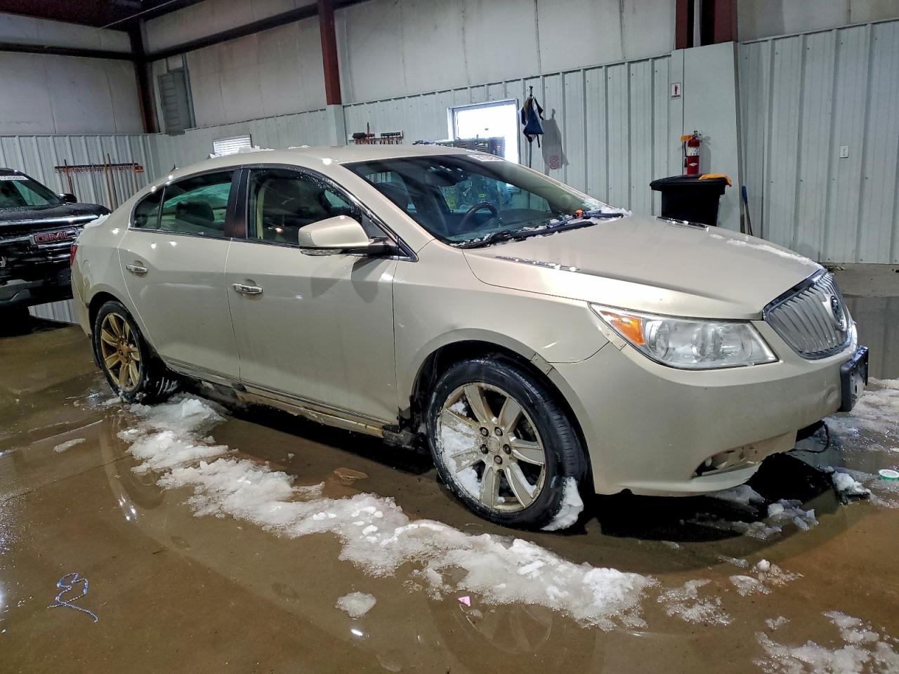 2011 BUICK LACROSSE CXL photo 4