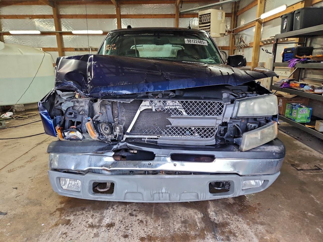 2004 CHEVROLET AVALANCHE C1500 photo 5
