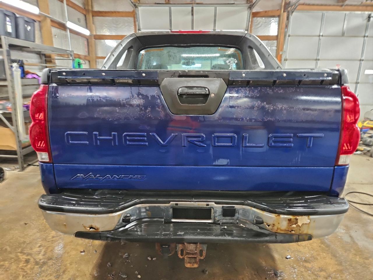 2004 CHEVROLET AVALANCHE C1500 photo 6