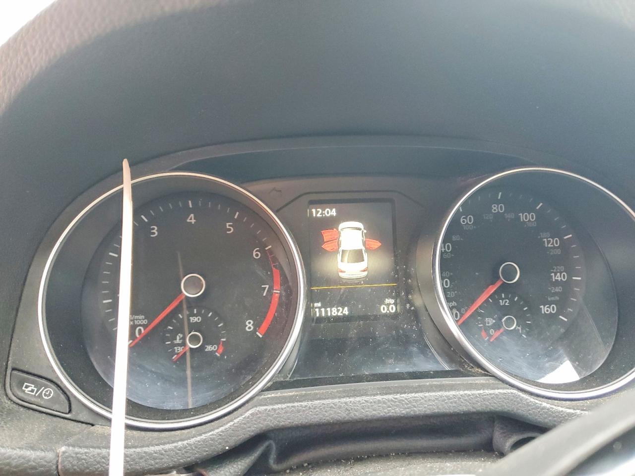2019 VOLKSWAGEN PASSAT SE R-LINE photo 9