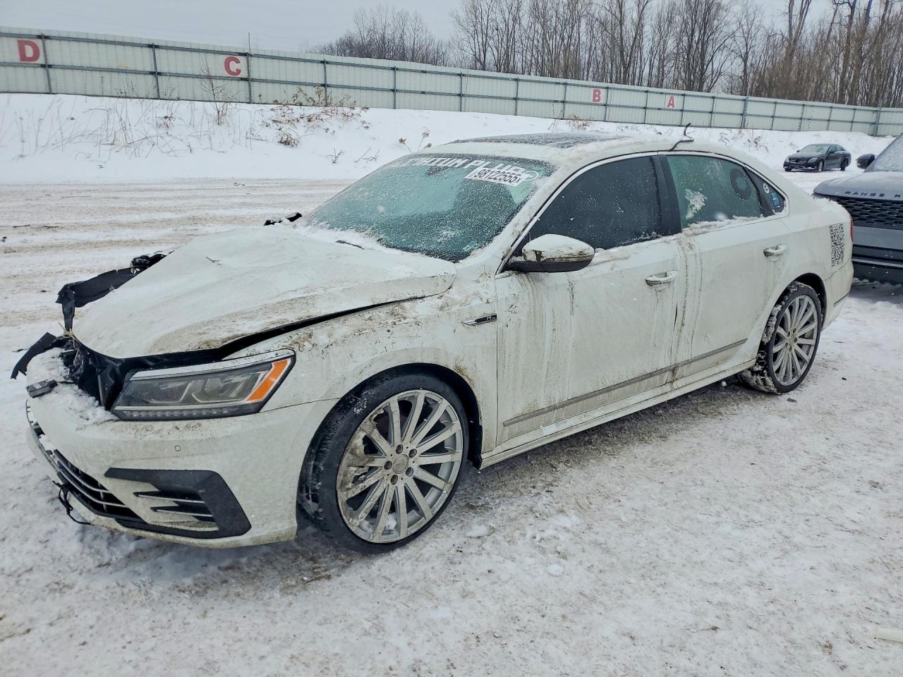 2019 VOLKSWAGEN PASSAT