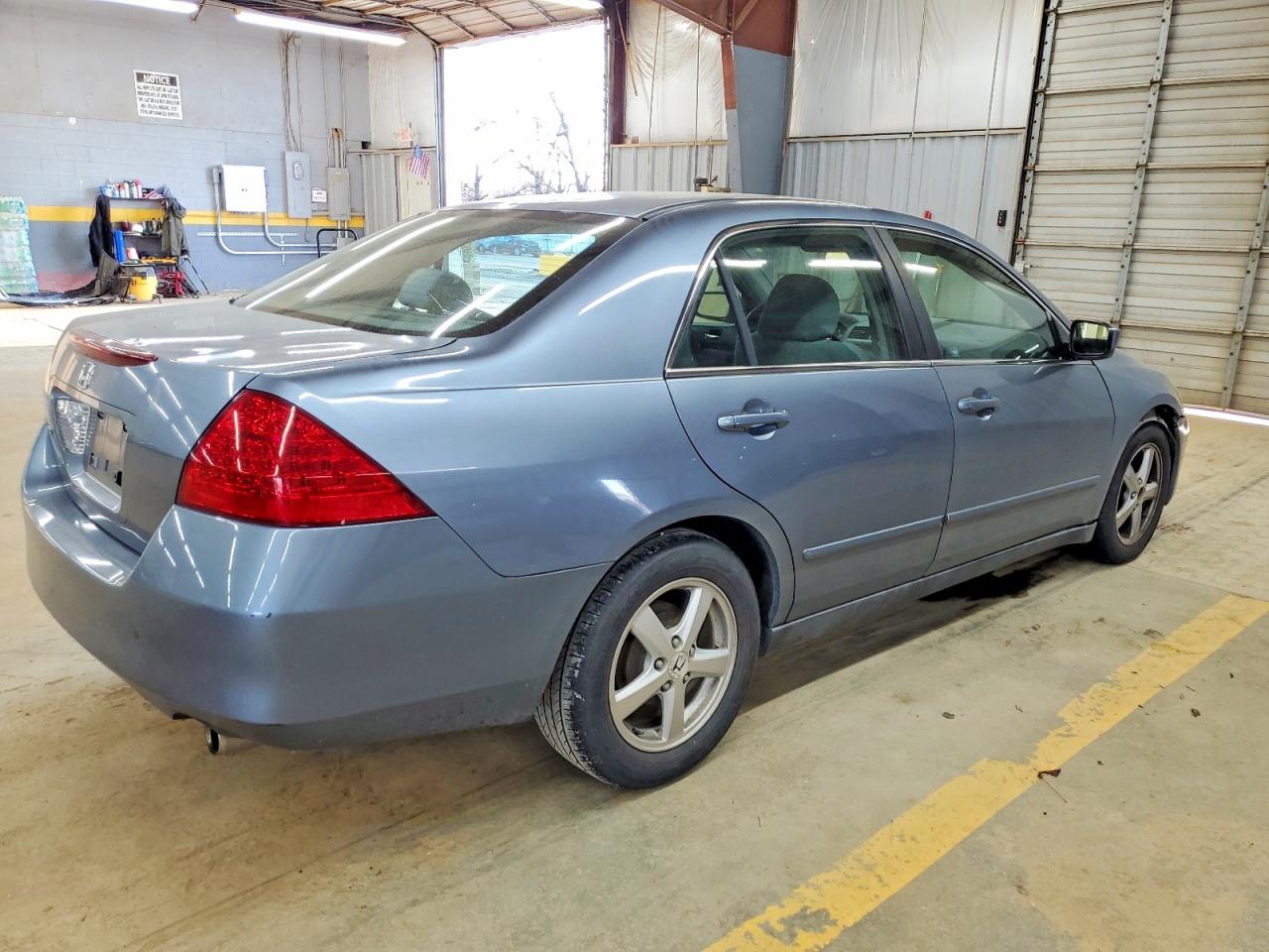 2007 HONDA ACCORD photo 3