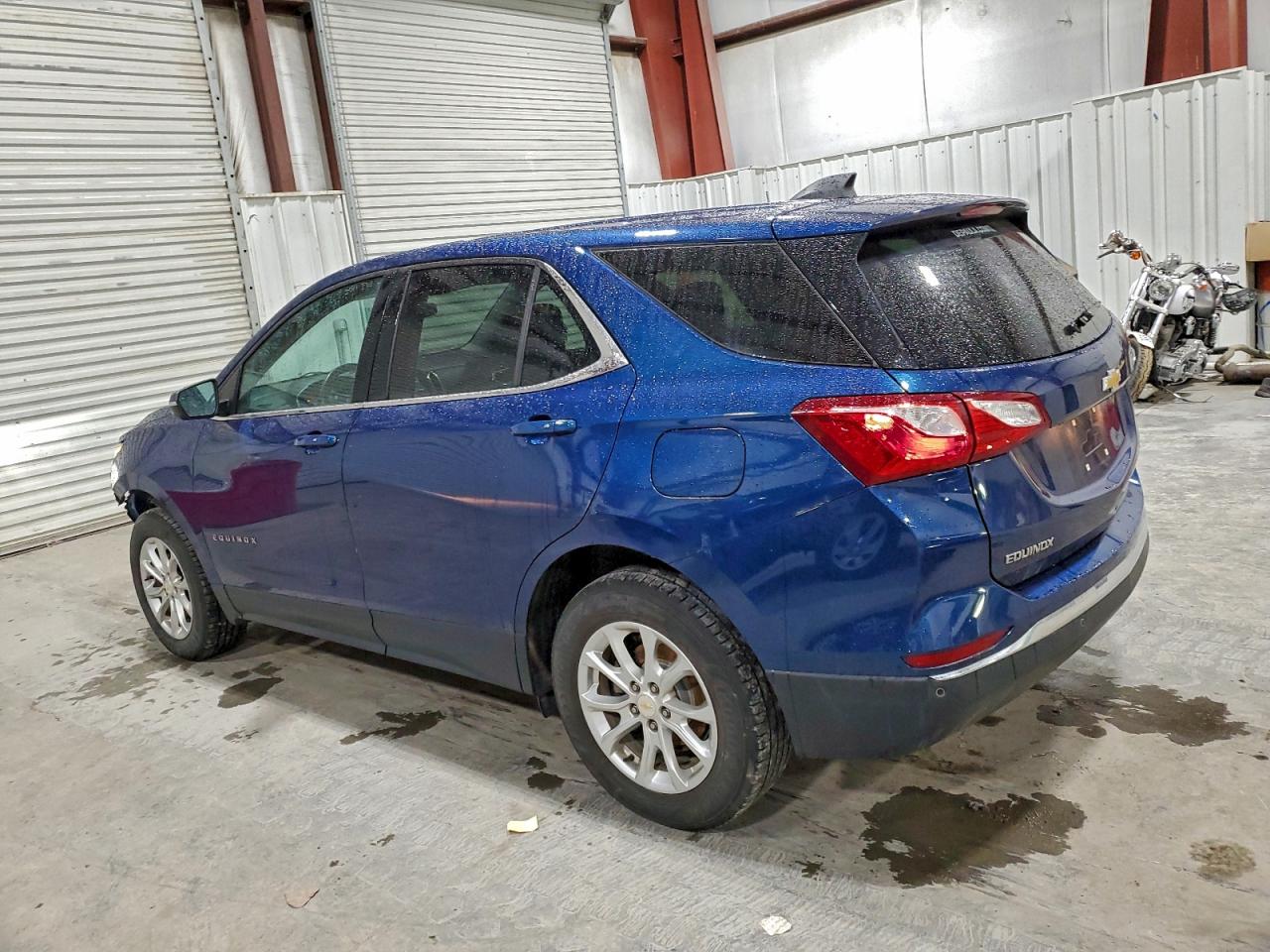 2019 CHEVROLET EQUINOX LT photo 2