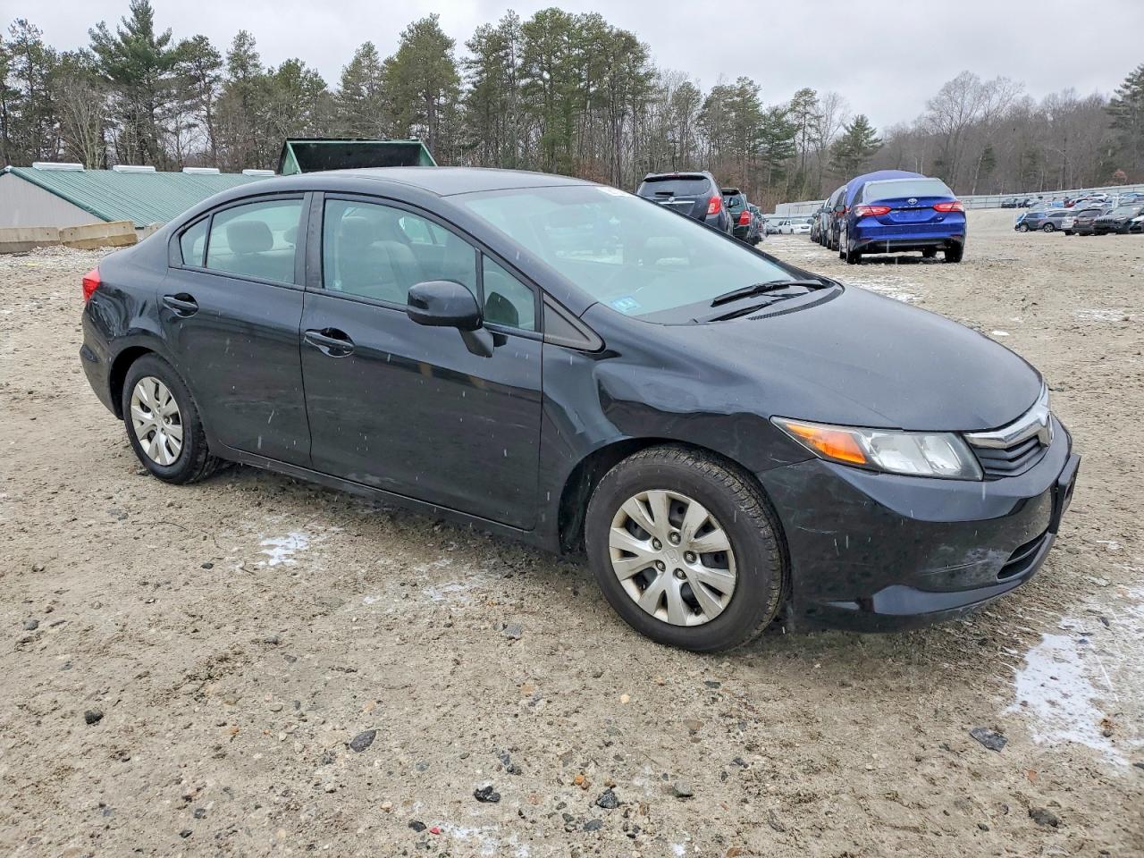 2012 HONDA CIVIC LX photo 4