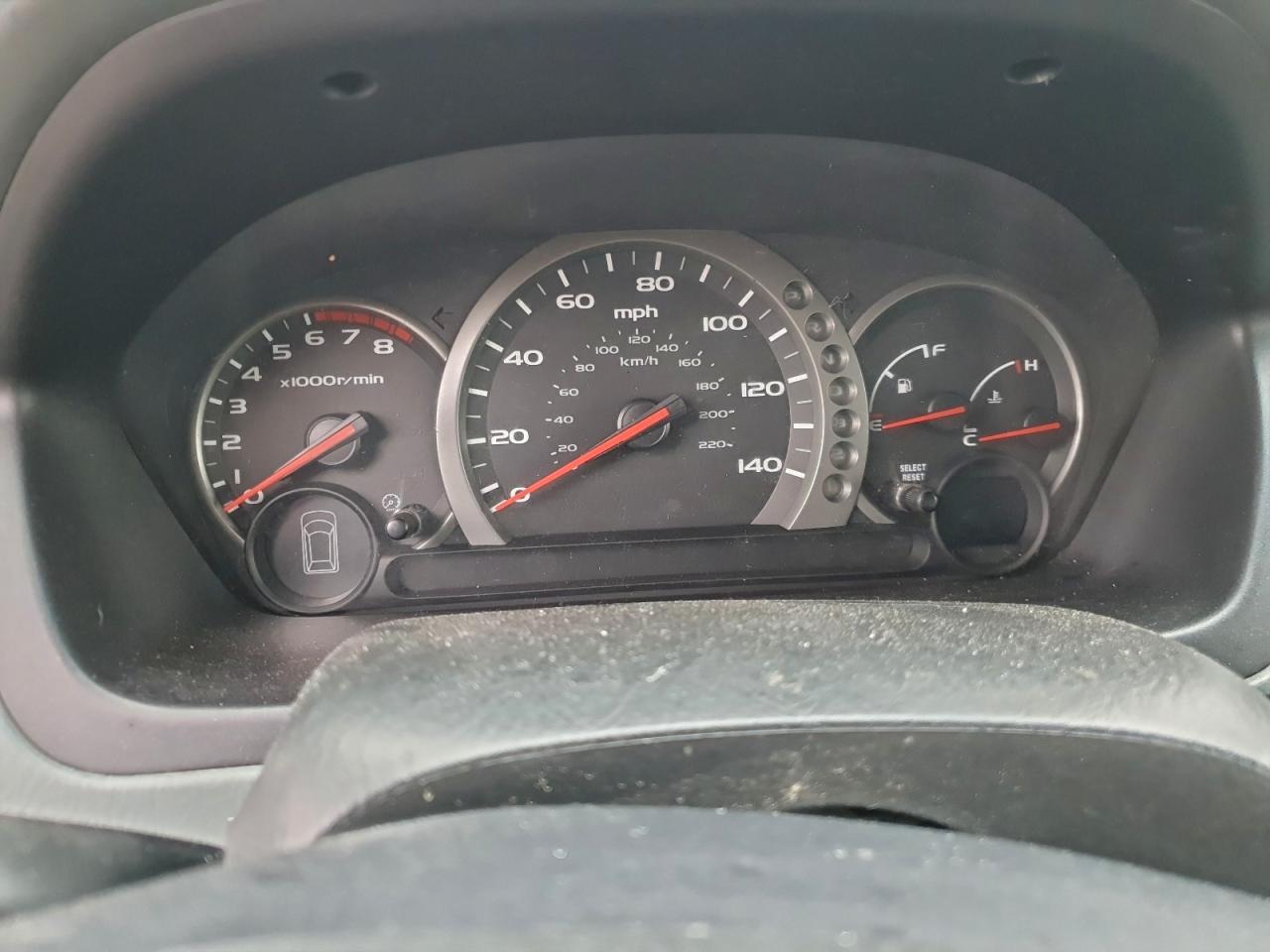 2004 HONDA PILOT photo 9