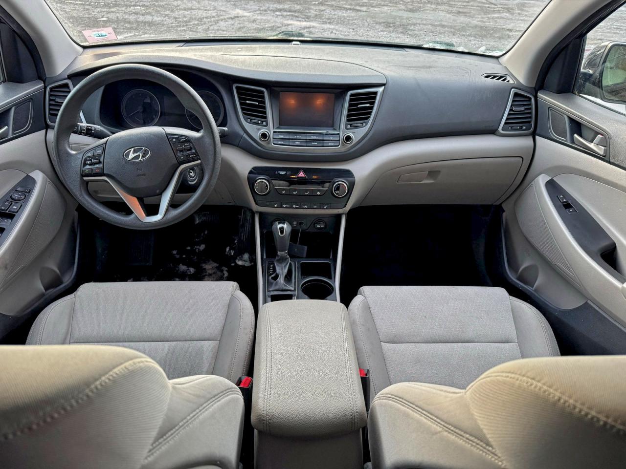 2018 HYUNDAI TUCSON SEL photo 9