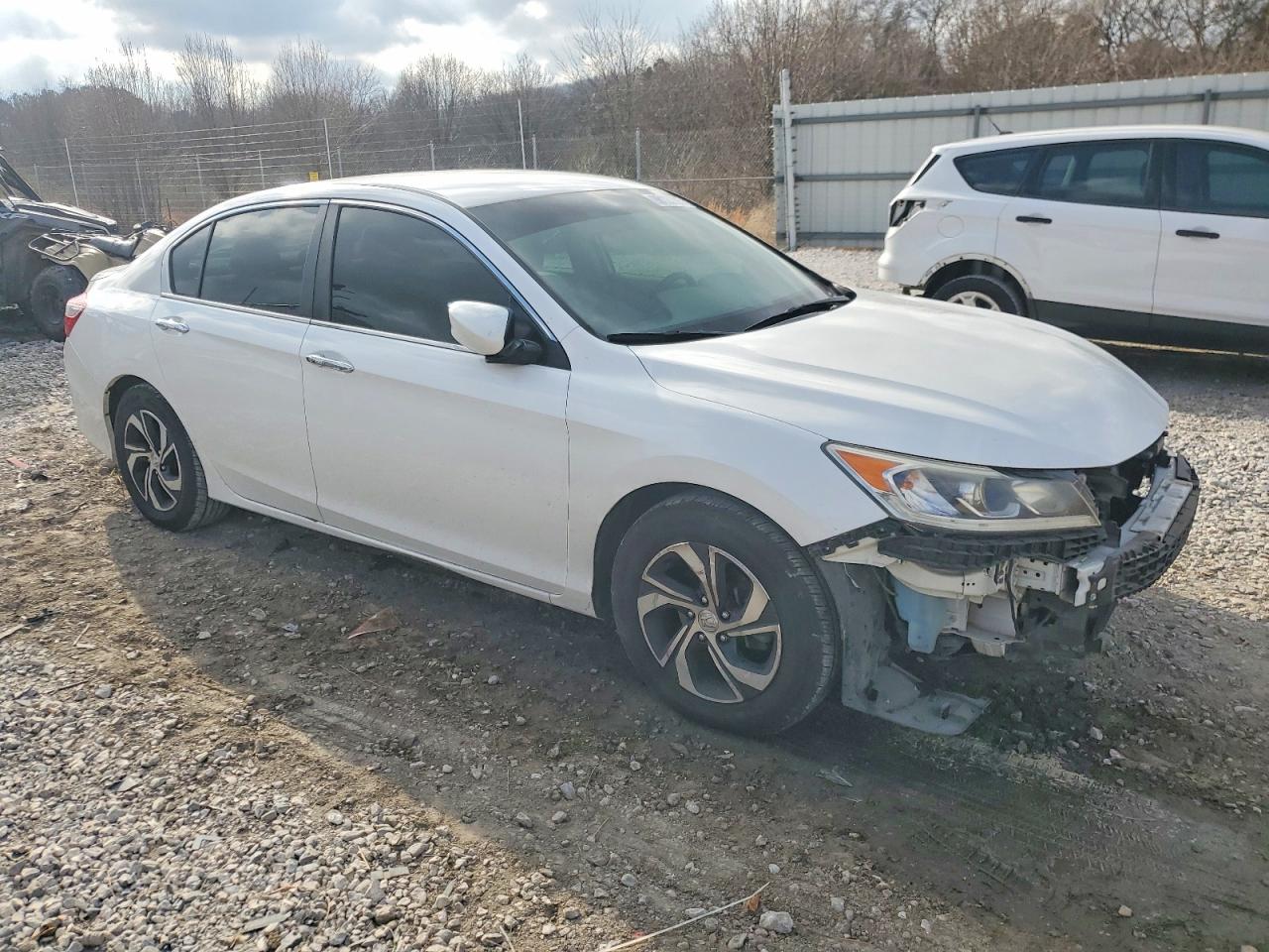 2016 HONDA ACCORD LX photo 4