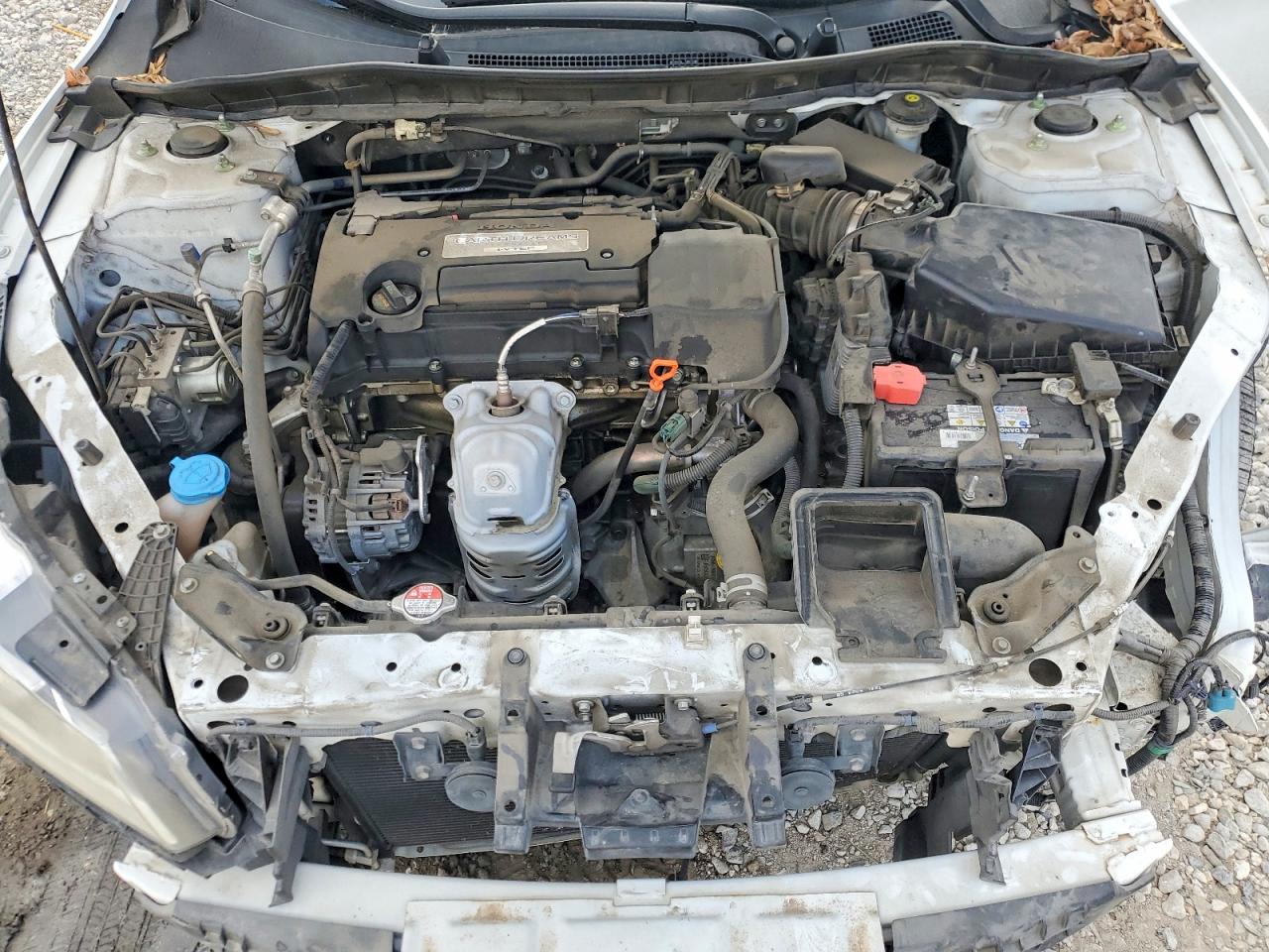2016 HONDA ACCORD LX photo 11