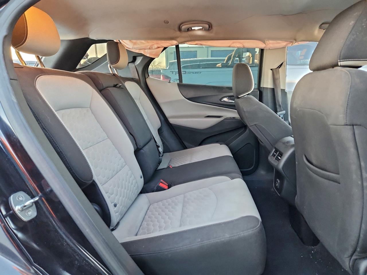 2020 CHEVROLET EQUINOX LS photo 11