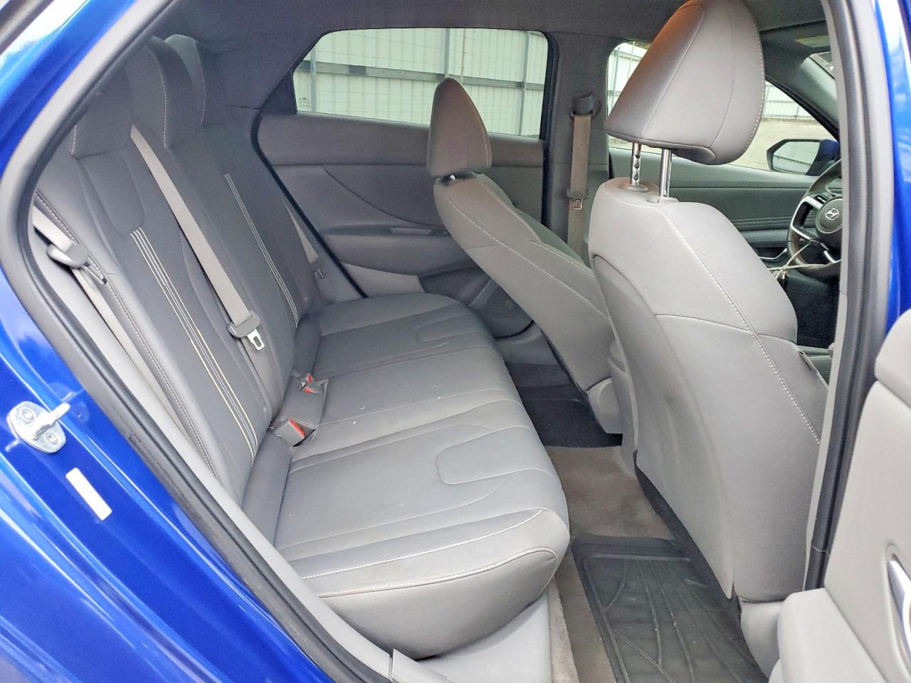2022 HYUNDAI ELANTRA SEL photo 10