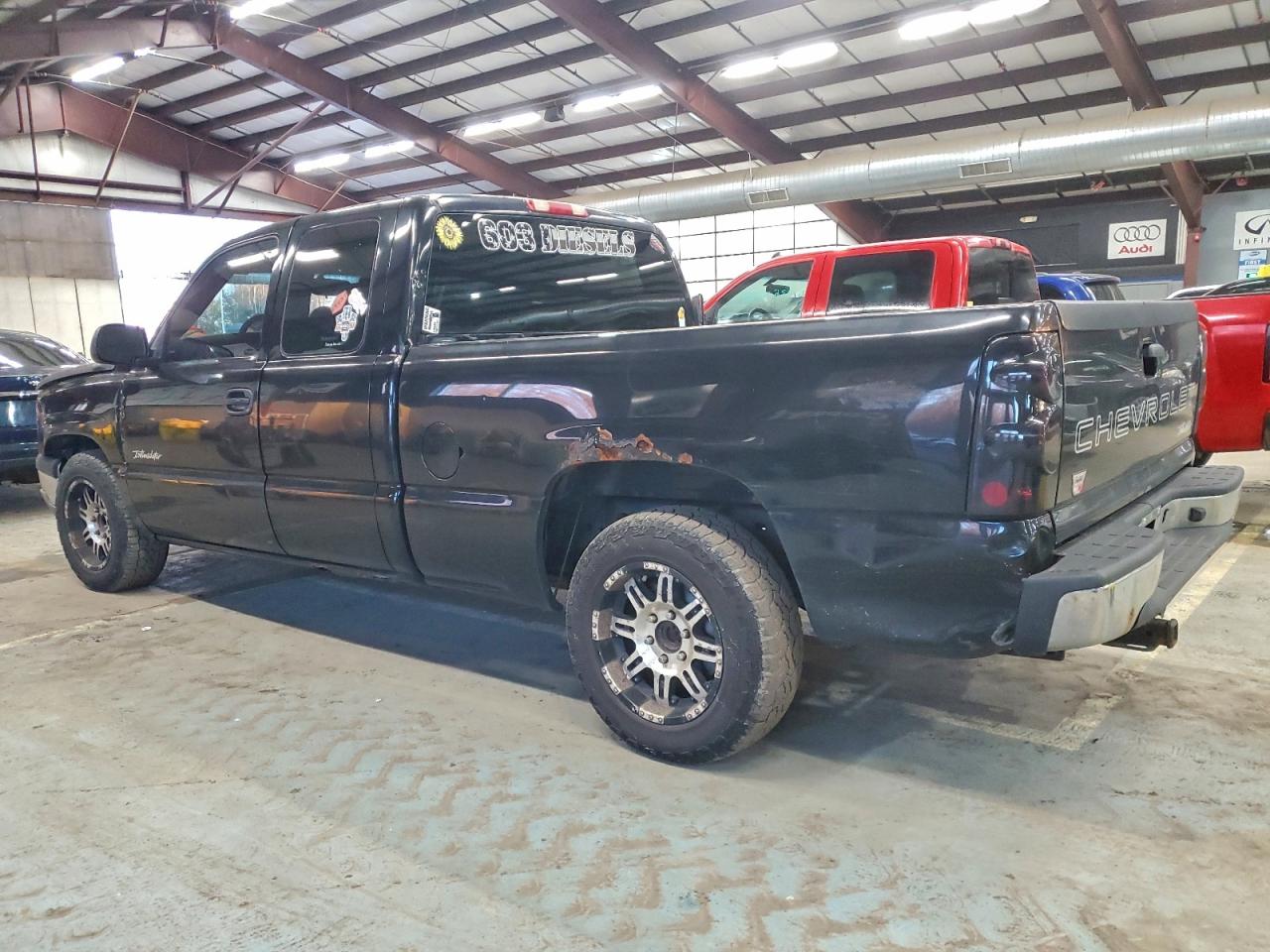 2007 CHEVROLET SILVERADO C1500 CLASSIC photo 2