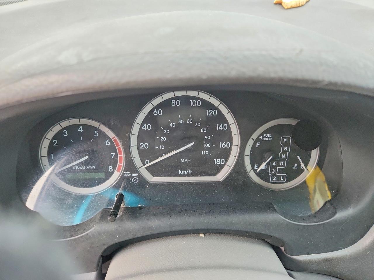 2004 TOYOTA SIENNA CE photo 9