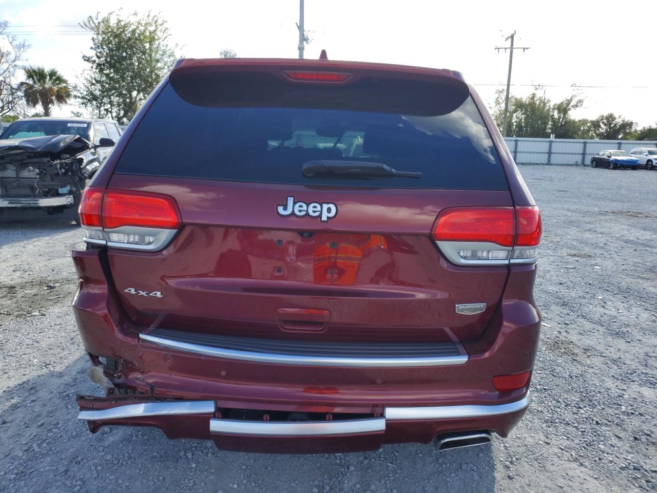 2020 JEEP GRAND CHEROKEE SUMMIT photo 11