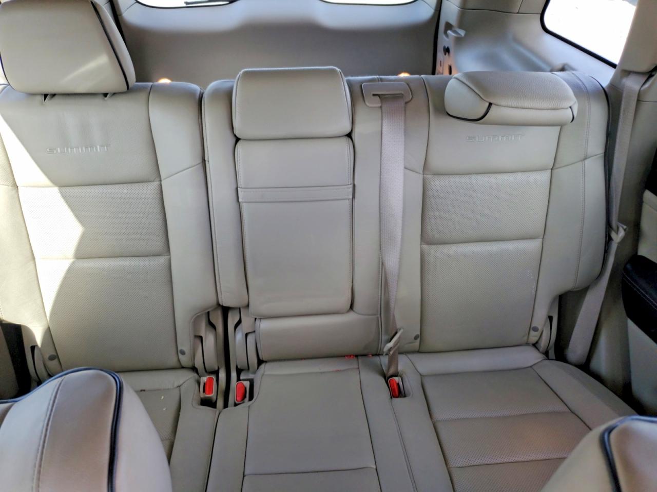 2020 JEEP GRAND CHEROKEE SUMMIT photo 19
