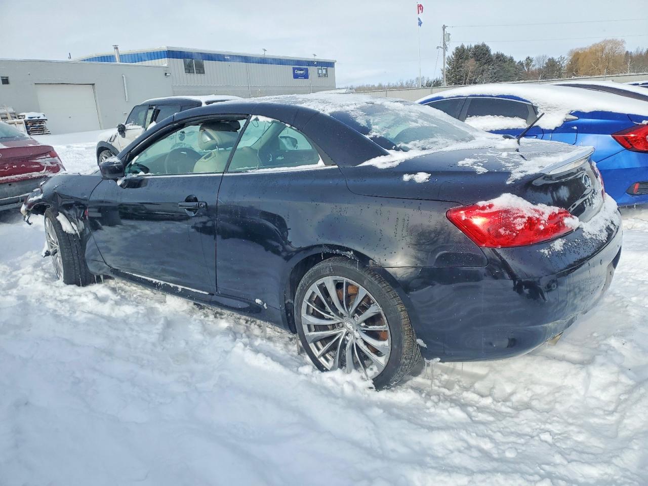 2012 INFINITI G37 BASE photo 2