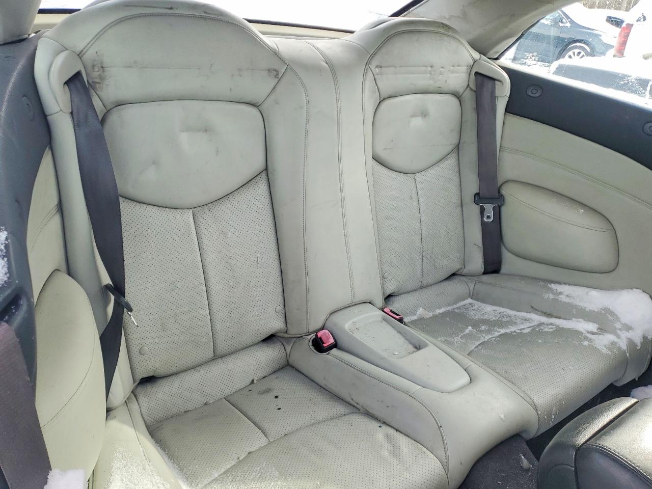 2012 INFINITI G37 BASE photo 10