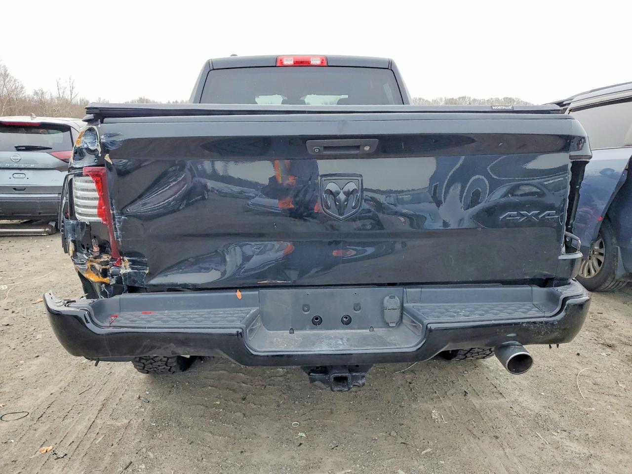 2015 RAM 1500 ST photo 6