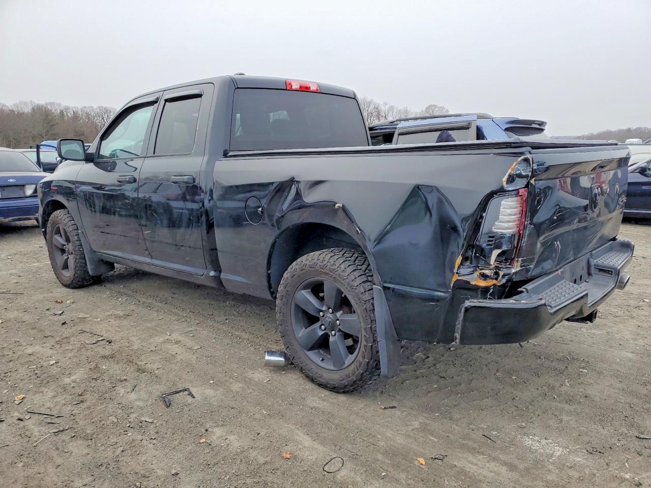 2015 RAM 1500 ST photo 2