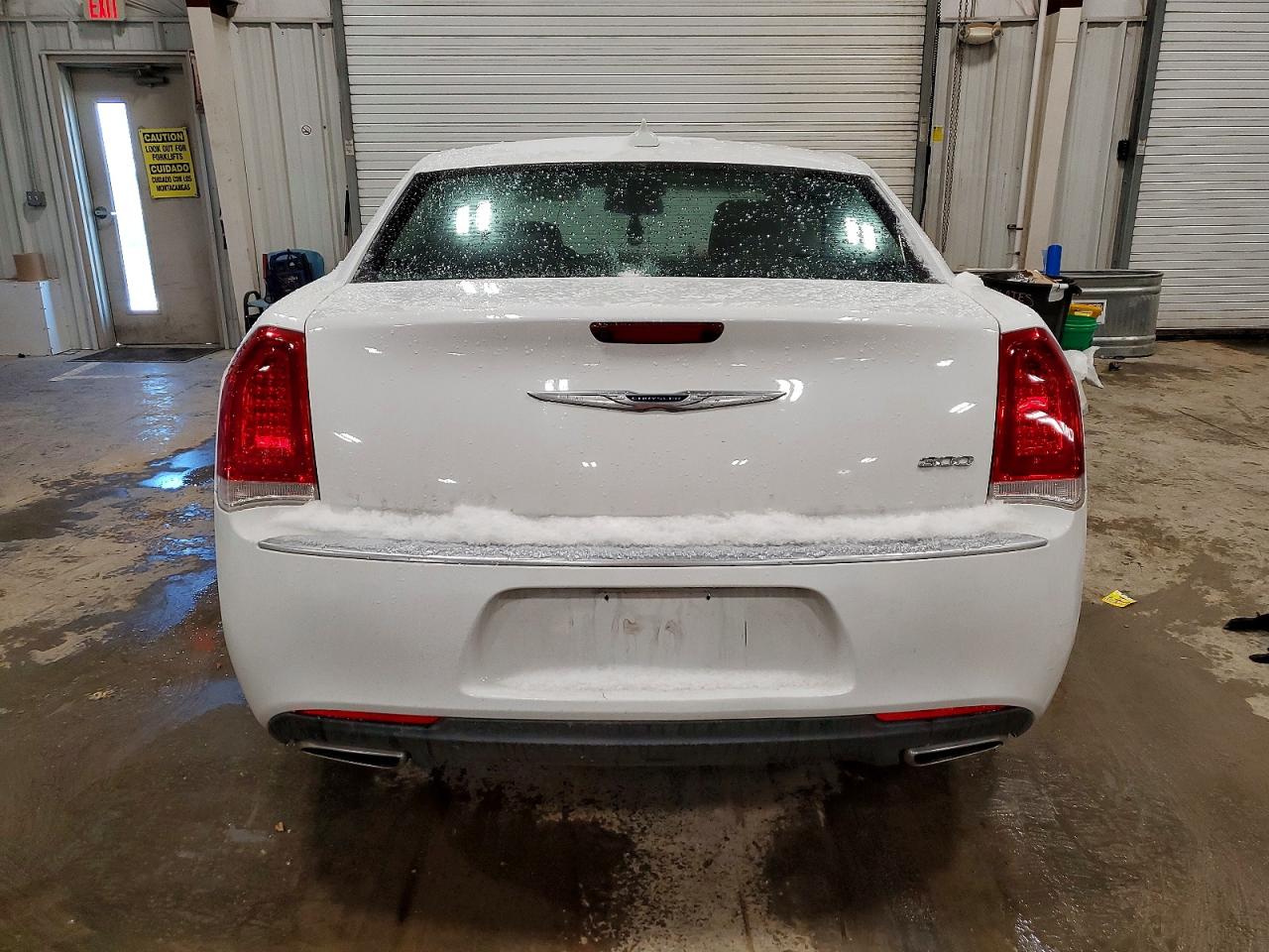 2019 CHRYSLER 300 TOURING photo 16