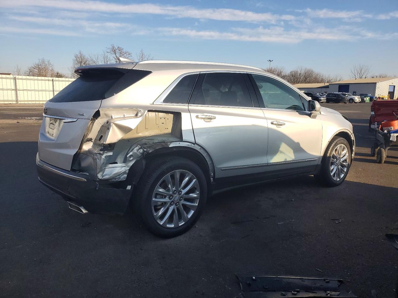 2019 CADILLAC XT5 PREMIUM LUXURY photo 3