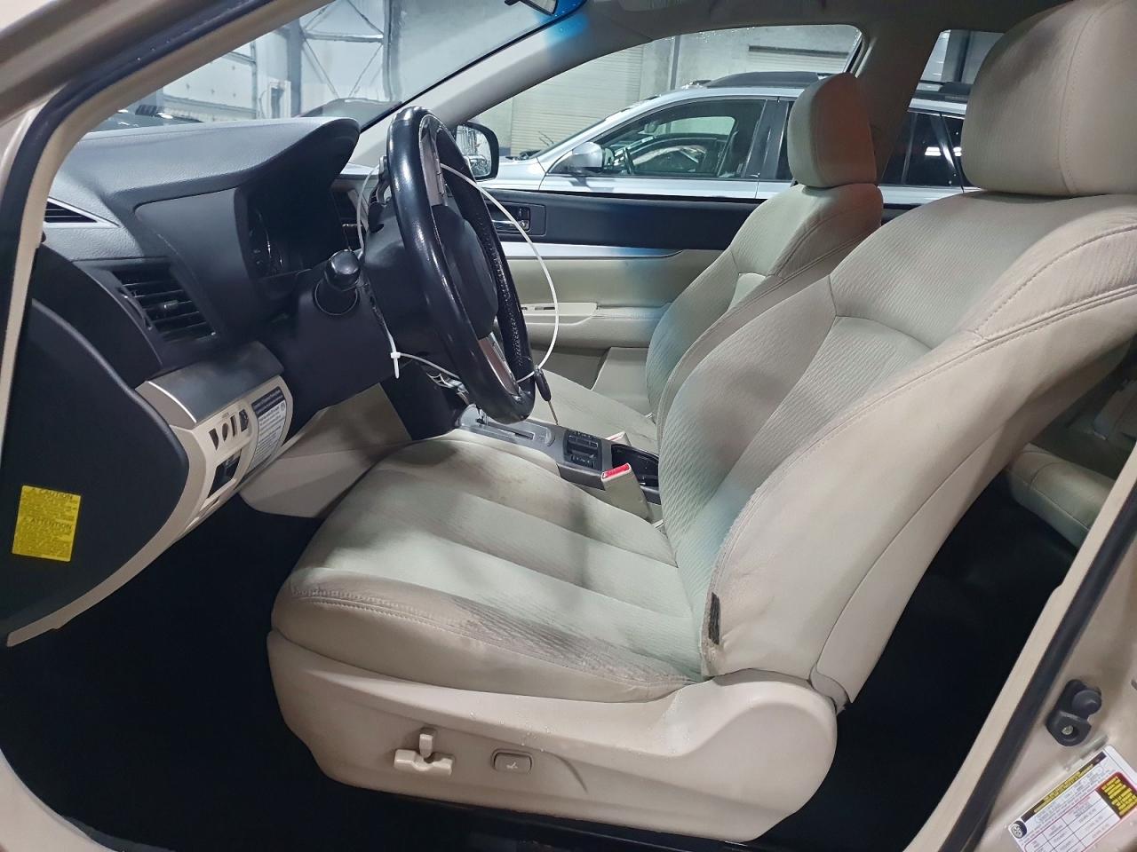2010 SUBARU OUTBACK 2.5I PREMIUM photo 7