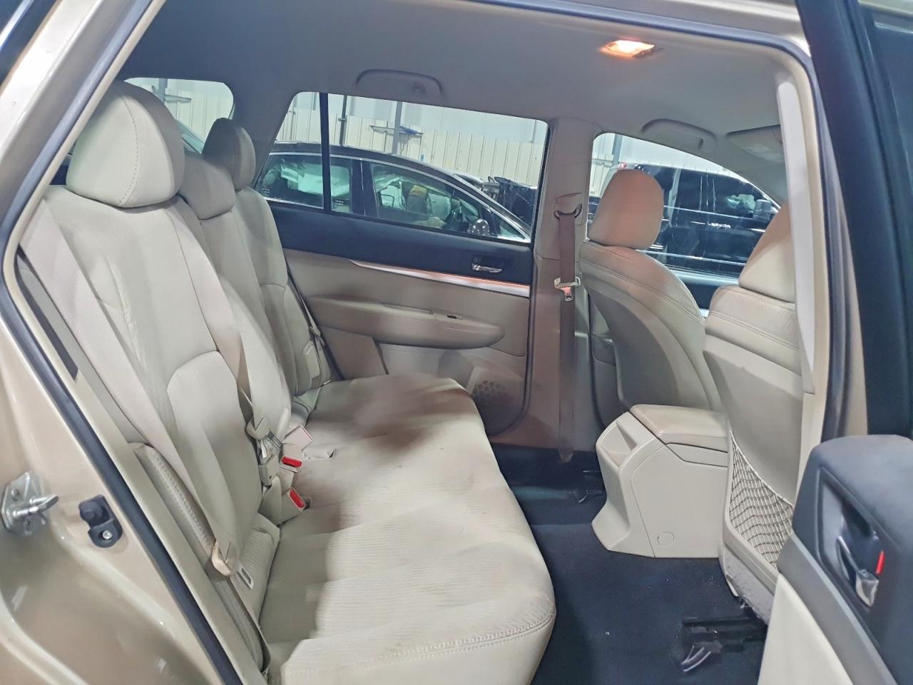 2010 SUBARU OUTBACK 2.5I PREMIUM photo 10