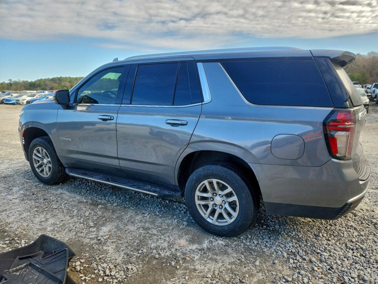 2022 CHEVROLET TAHOE C1500 LS photo 2