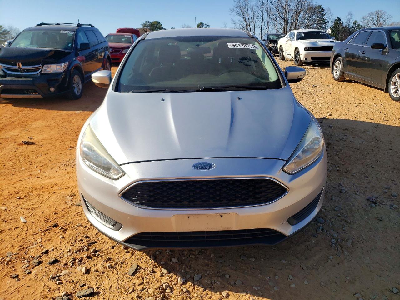 2017 FORD FOCUS SE photo 5