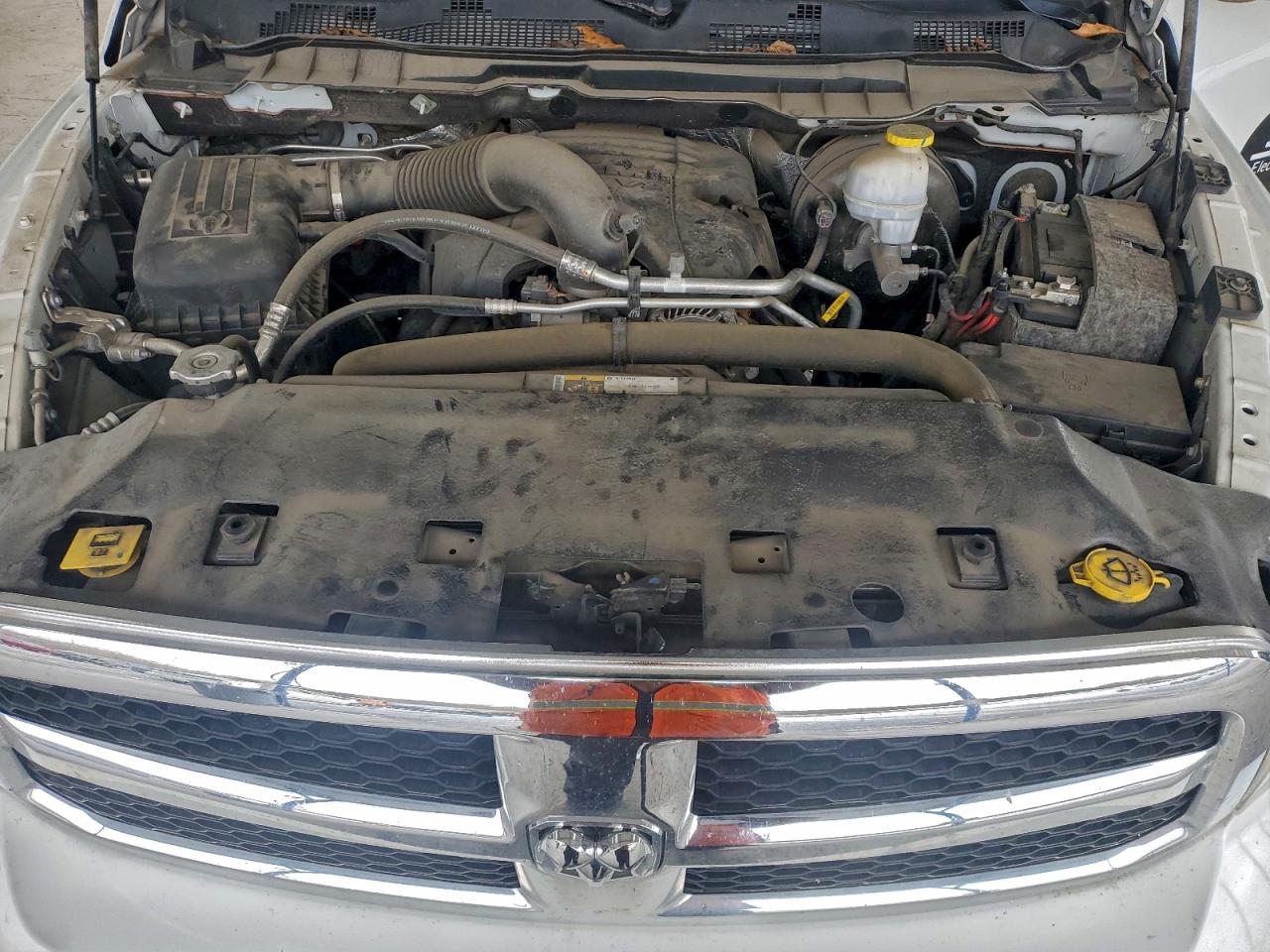 2019 RAM 1500 CLASSIC TRADESMAN photo 31