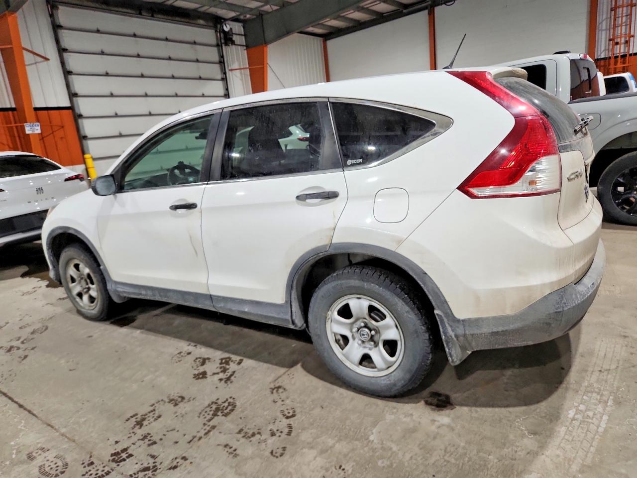 2012 HONDA CR-V LX photo 2