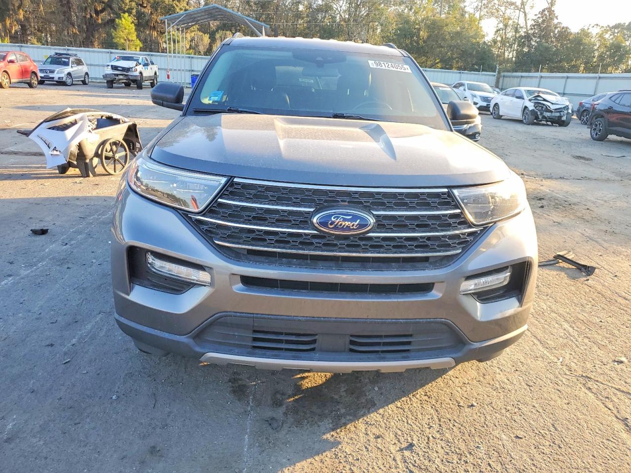 2021 FORD EXPLORER XLT photo 9