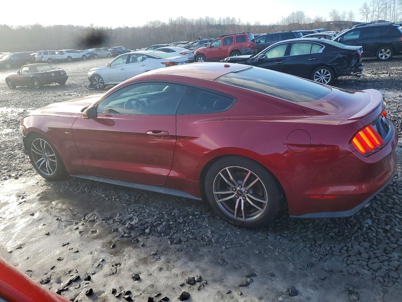 2015 FORD MUSTANG photo 2